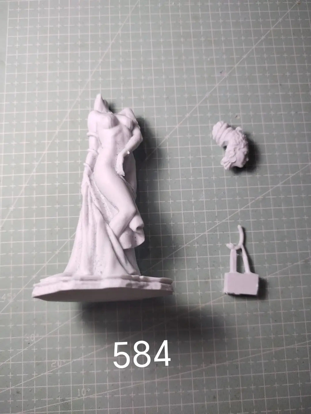 1/24 Classical Mythology Female, Resin Model Figure Kit, Unassembled and Unpainted