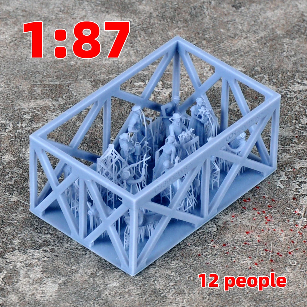 1/35 Civilian Workers & Gardeners, 25 Figures, Resin Model Figure Kit, Historical Theme, Unassembled and Unpainted