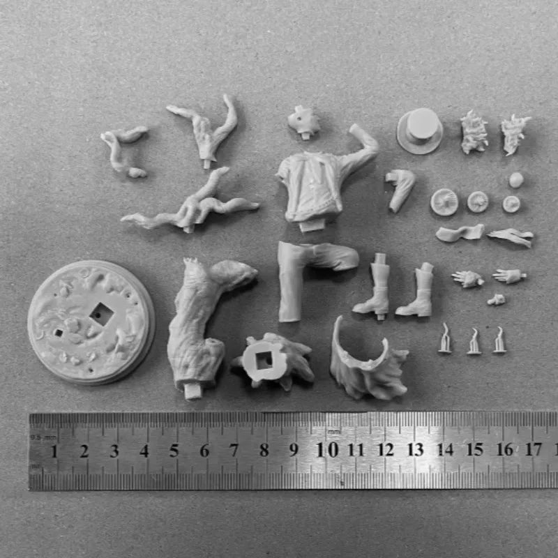 1/24 Magician with Demonic Tentacle, Resin Model Figure Kit, Fantasy Theme, Unassembled and Unpainted