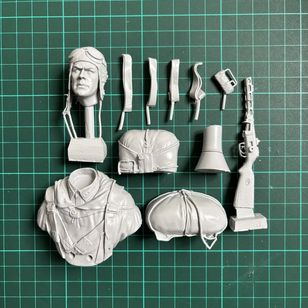 1/10 Cold War Soviet Paratrooper, Resin Model Bust Kit, Unassembled and Unpainted