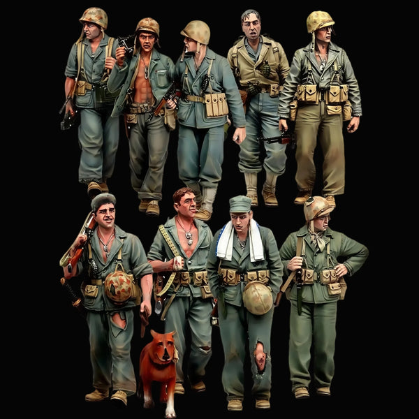 1/35 WWII German Soldiers and Dog, 10 Figures, Resin Model Figure Kit, Unassembled and Unpainted
