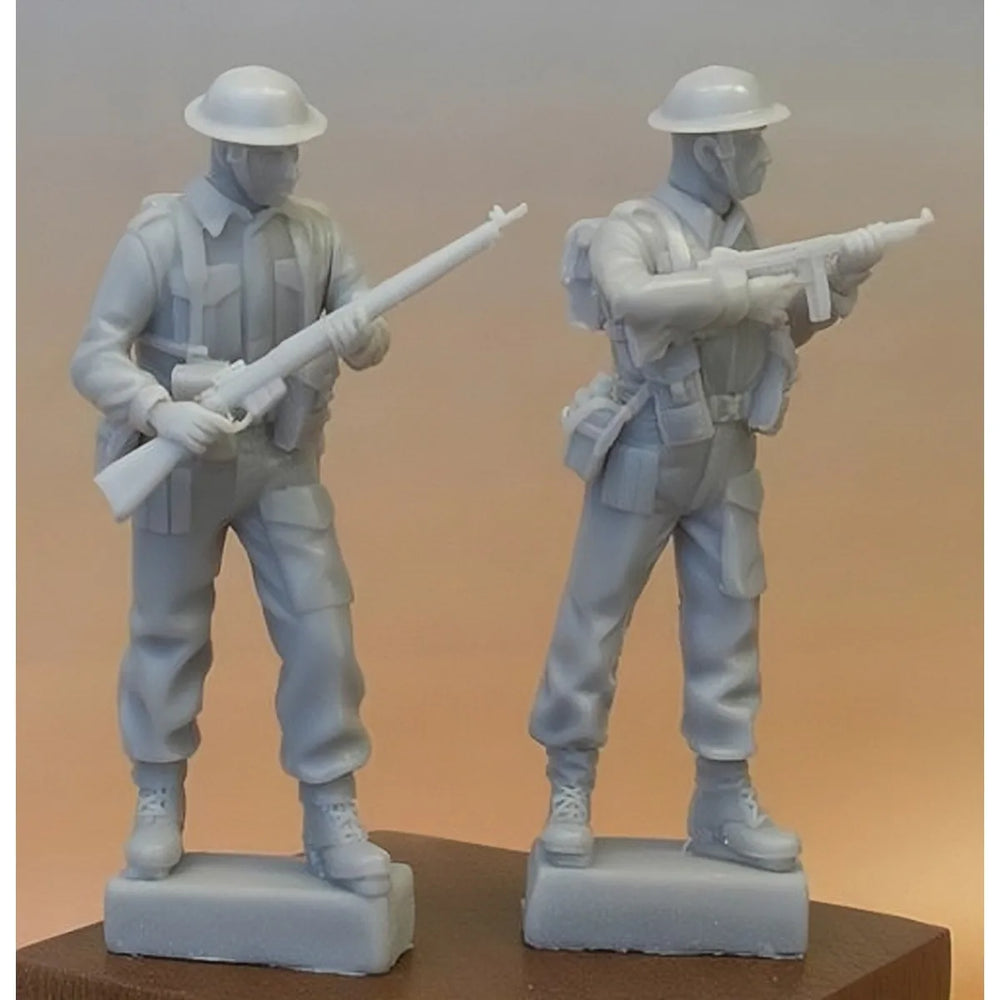1/35 WWII Allied 8th Army Infantry, 2 Figures, Resin Model Figure Kit, Unassembled and Unpainted