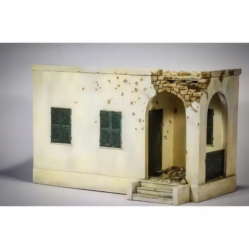 1/35 WWII War-Damaged House, Resin Model Terrain Kit, Unpainted
