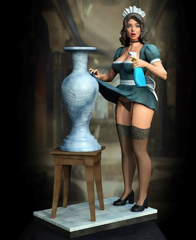1/24 Maid, Resin Model Figure Kit, Unassembled and Unpainted