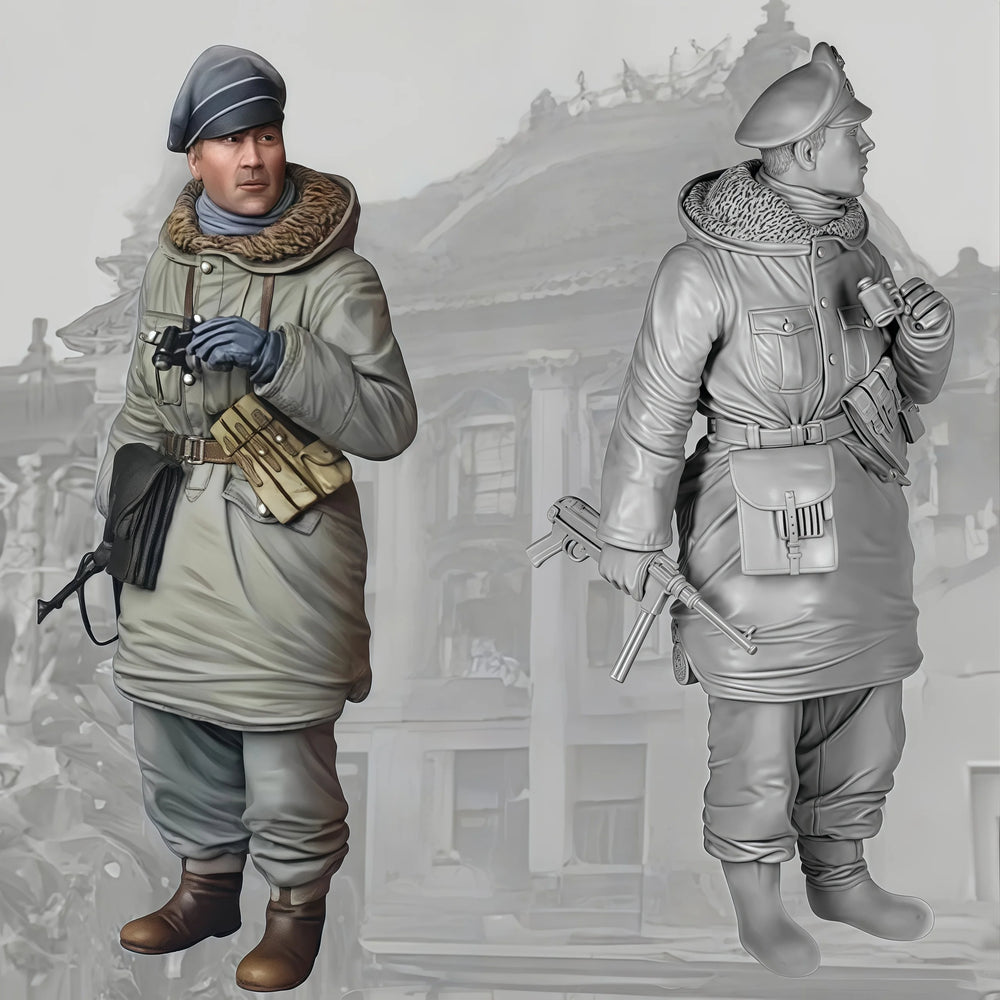 1/16 WWII German Soldier in Winter Greatcoat with Fur Collar, Resin Model Figure Kit, Unassembled and Unpainted