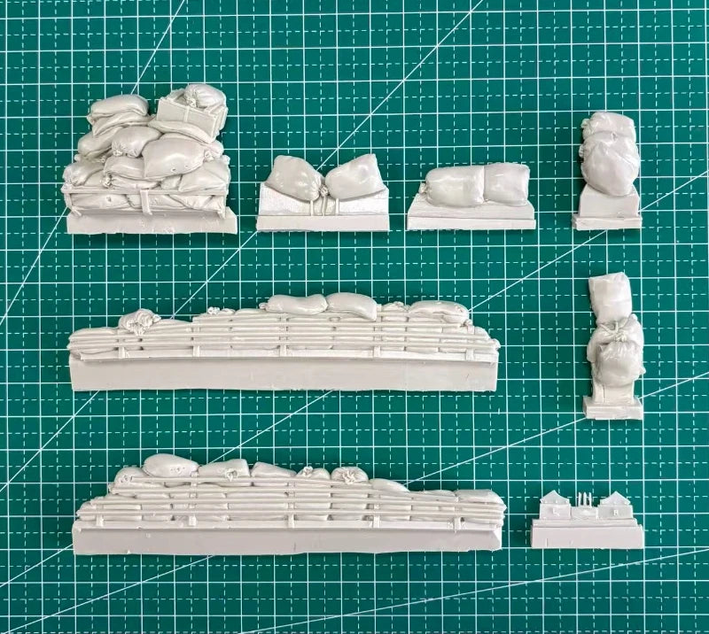 1/35 WWII Sherman M4A3 Sandbag Armor, Resin Model Vehicle Kit, Unassembled and Unpainted