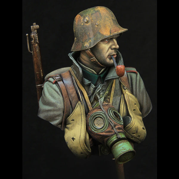 1/10 WWI German Infantryman Smoking Pipe, Resin Model Bust Kit, Unassembled and Unpainted