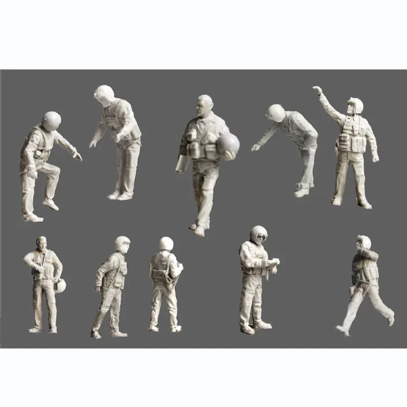 1/72 Modern Russian Aerospace Forces Pilots, 30 Figures, Resin Model Figure Kit, Unassembled and Unpainted