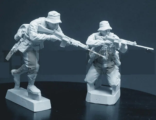 1/35 Modern Infantry Assault in Boonie Hats, 3 Figures, Resin Model Figure Kit, Unassembled and Unpainted