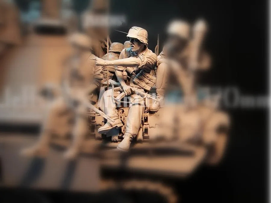 1/16 Soldier, Resin Model Figure Kit, Sci-Fi Theme, Unassembled and Unpainted