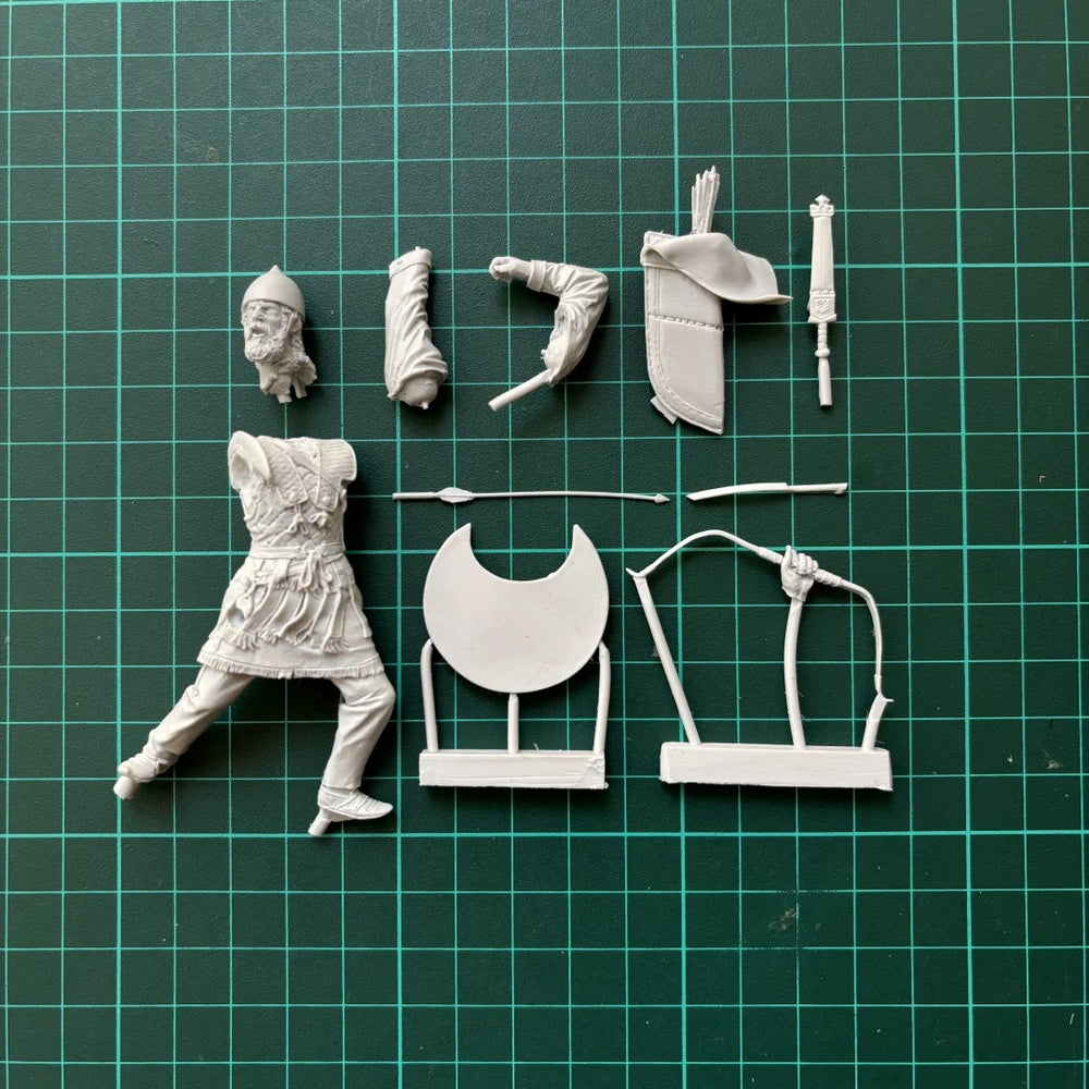1/24 Ancient Persian Archer, Resin Model Figure Kit, Unassembled and Unpainted