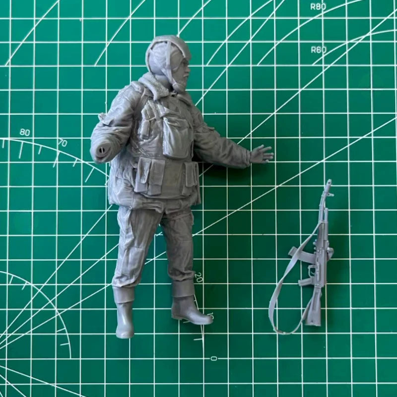 1/16 Modern Russian Internal Troops Soldier with Body Armor, Resin Model Figure Kit, Unassembled and Unpainted