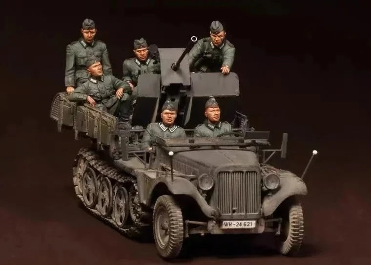 1/35 WWII German SdKfz.10/4 FlaK 30, 6 Figures, Resin Model Vehicle Kit, Unassembled and Unpainted
