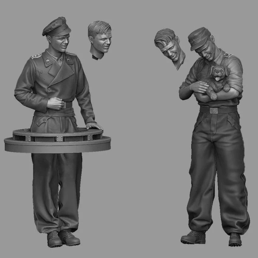 1/35 WWII Soviet Soldiers with Puppy, 2 Figures, Resin Model Figure Kit, Unassembled and Unpainted