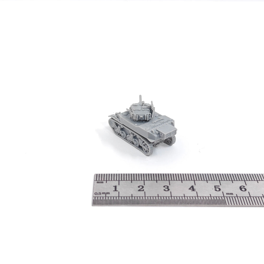1/144 WWII American M5A1 Stuart Light Tank, Resin Model Vehicle Kit, Unassembled and Unpainted
