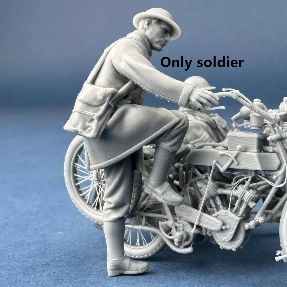 1/35 WWI Motorcycle Rider, Resin Model Figure Kit, Unassembled and Unpainted
