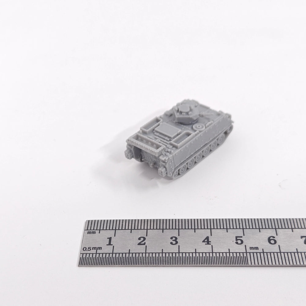 1/144 Modern M113AS4 Cavalry Fighting Vehicle, Resin Model Vehicle Kit, Unassembled and Unpainted