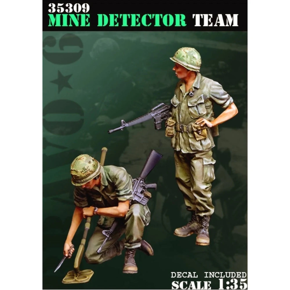 1/35 WWII US Mine Detector Team, 3 Figures, Resin Model Figure Kit, Unassembled and Unpainted