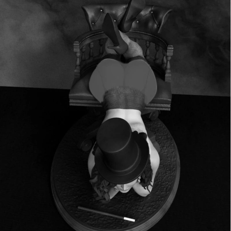 1/24 Pin-up Woman in Top Hat and Evening Gown, Resin Model Figure Kit, Fantasy Theme, Unassembled and Unpainted