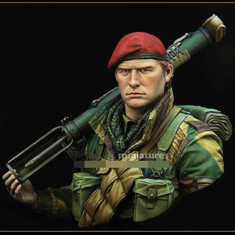 1/10 WWII British Airborne with PIAT, Resin Model Bust Kit, Unassembled and Unpainted
