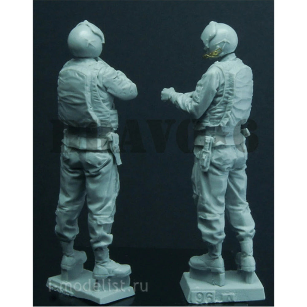 1/35 Modern US Infantry Team Communicating, 2 Figures, Resin Model Figure Kit, Unassembled and Unpainted
