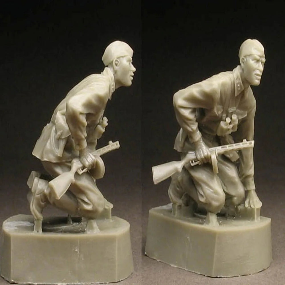 1/35 WWII Soviet Red Army Commander, Resin Model Figure Kit, Unassembled and Unpainted