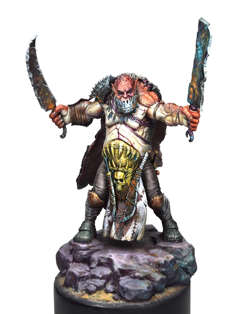 1/24 Horned Demon Warrior Dual-Wielding Swords, Resin Model Figure Kit, Fantasy Theme, Unassembled and Unpainted