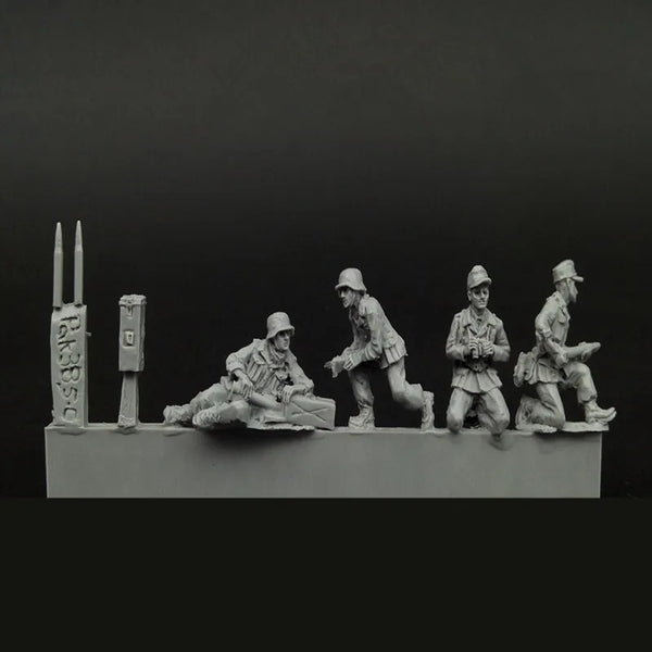 1/72 WWII German Pak38.5cm Anti-Tank Artillery, 6 Figures, Resin Model Figure Kit, Unassembled and Unpainted