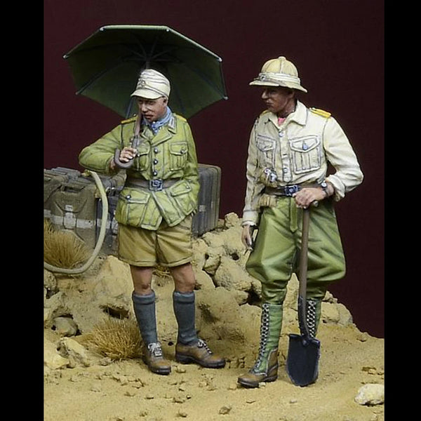 1/35 WWI Soldiers Resting, 2 Figures, Resin Model Figure Kit, Unassembled and Unpainted