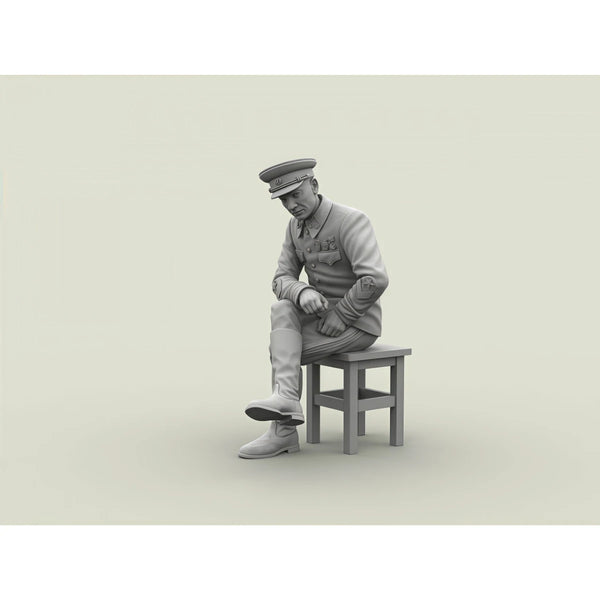 1/35 WWII Red Army General, Resin Model Figure Kit, Unassembled and Unpainted