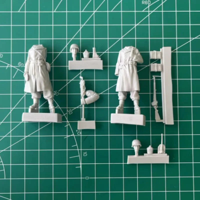 1/35 WWII US Machine Gun Squad, 4 Figures, Resin Model Figure Kit, Unassembled and Unpainted