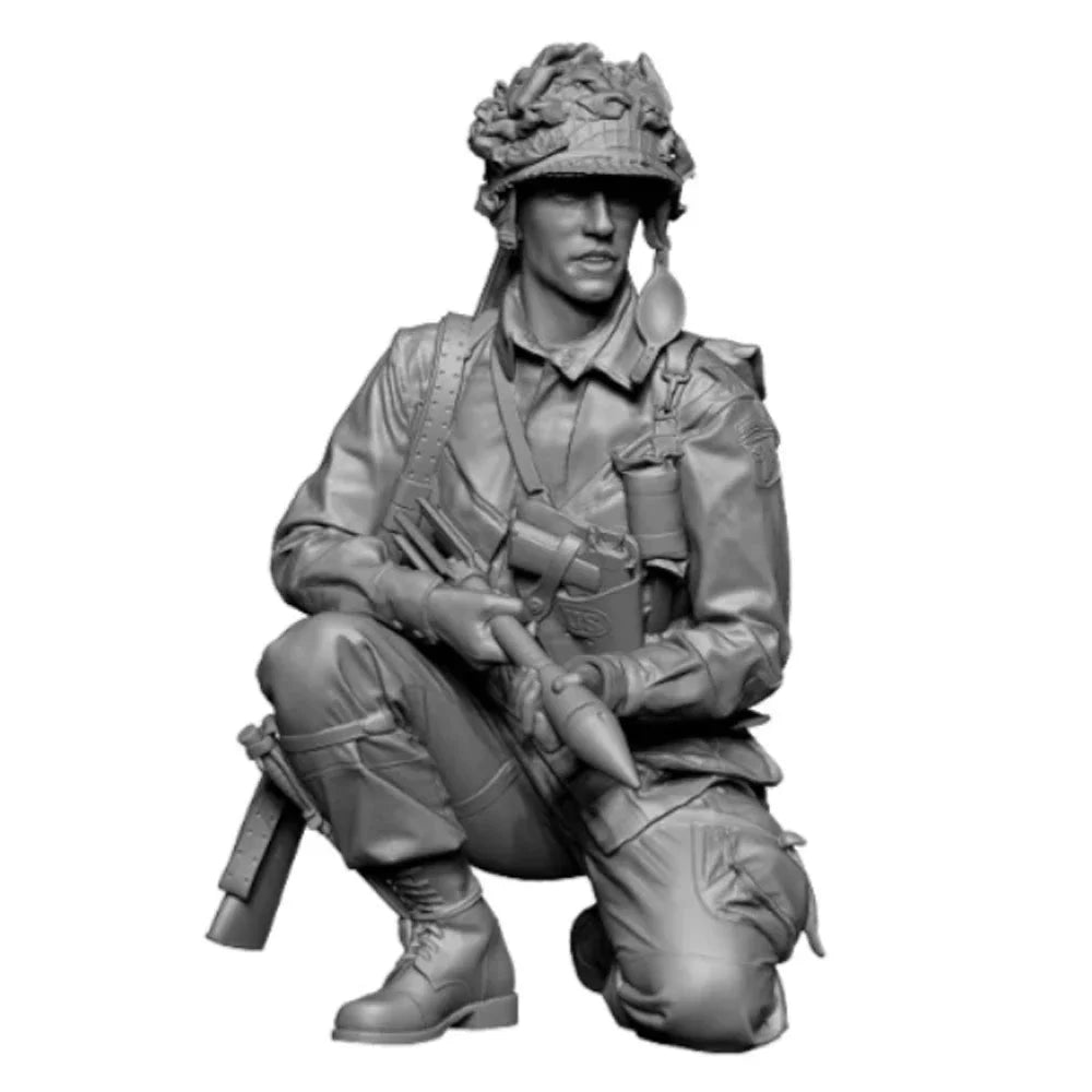 1/35 WWII US Rifleman Kneeling at Ready, Resin Model Figure Kit, Unassembled and Unpainted
