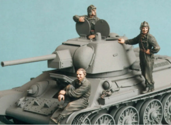 1/35 WWII Soviet Tank Commander with Officers and Crew, 10 Figures, Resin Model Figure Kit, Unassembled and Unpainted