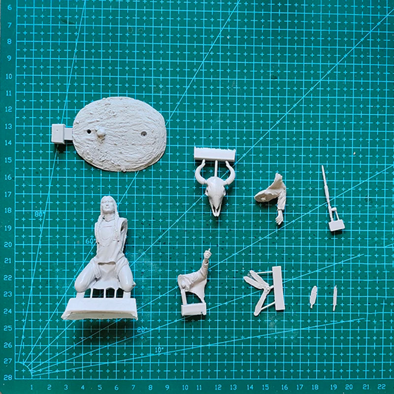 1/24 Winged Tribal Warrior Kneeling with Rifle, Resin Model Figure Kit, Fantasy Theme, Unassembled and Unpainted