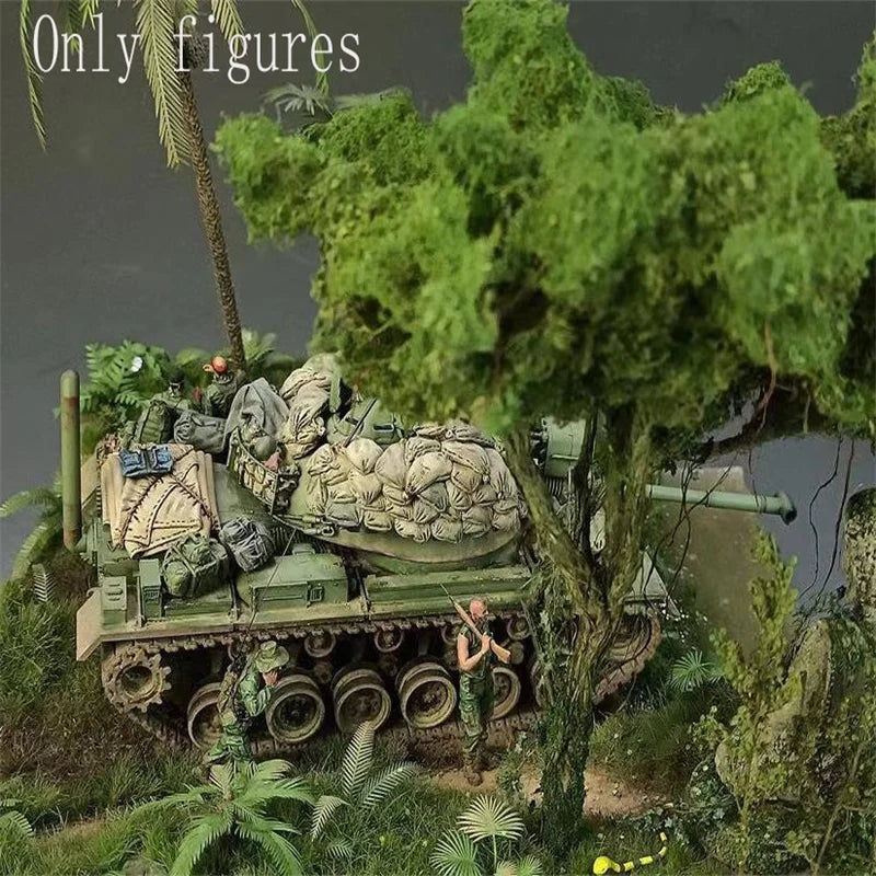 1/35 WWII Soldiers with Tank, 9 Figures, Resin Model Figure Kit, Unassembled and Unpainted