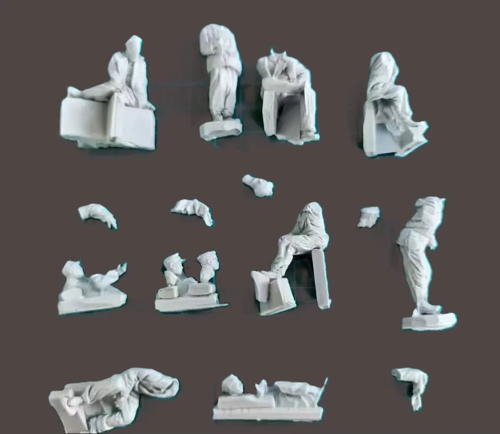 1/35 WWII Tank Crew in Combat Positions, 7 Figures, Resin Model Figure Kit, Unassembled and Unpainted