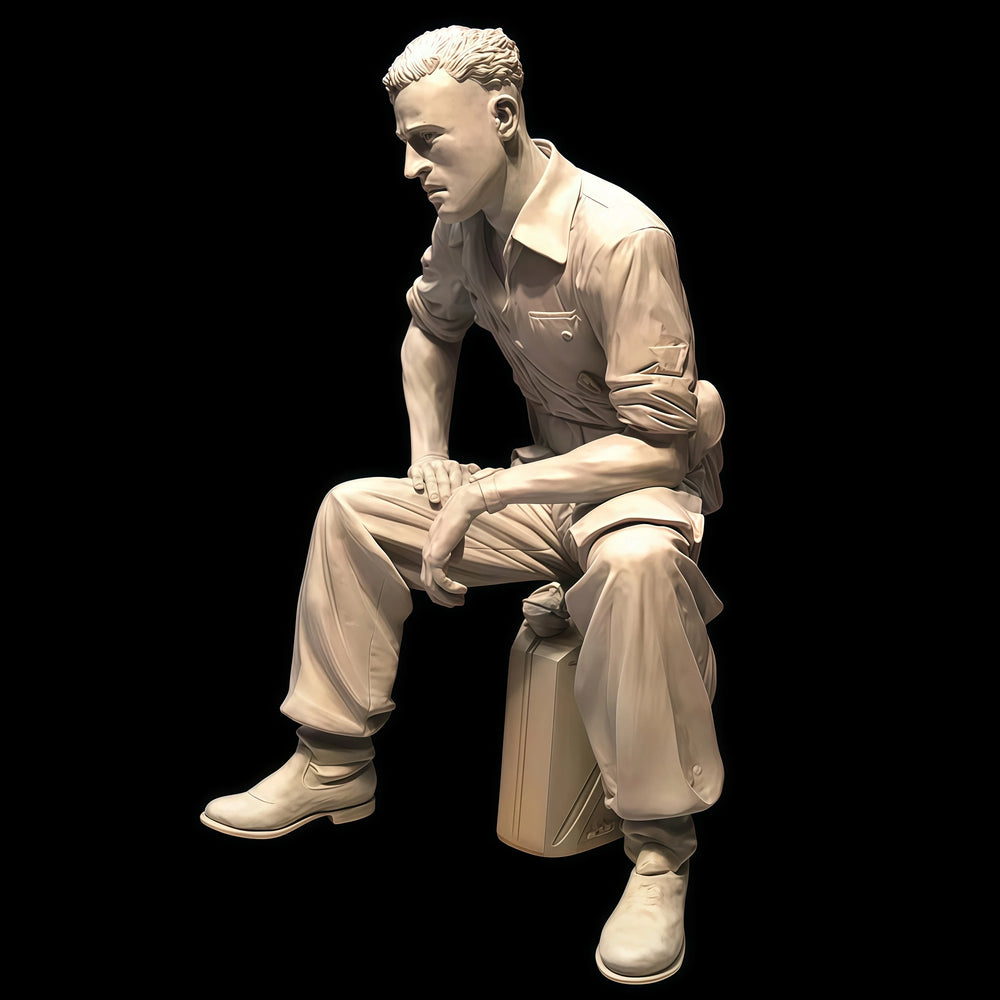 1/16 Modern Civilian Seated in Casual Shirt, Resin Model Figure Kit, Unassembled and Unpainted