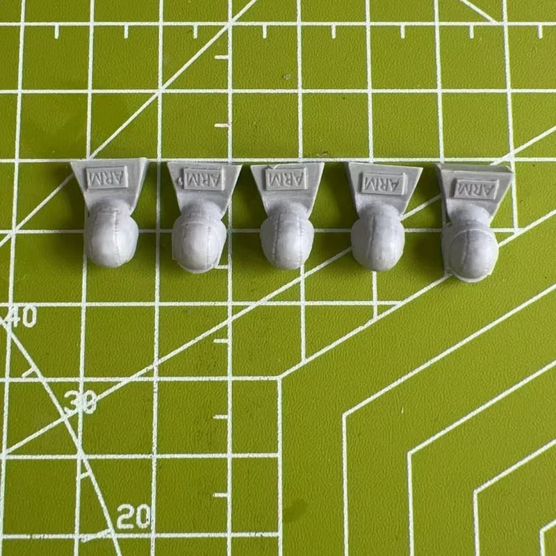 1/35 WWI German Stahlhelm, Resin Model Accessory Kit, Unpainted