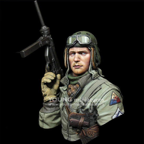 1/10 WWII German Luftwaffe Pilot with MG42 Machine Gun, Resin Model Bust Kit, Unassembled and Unpainted