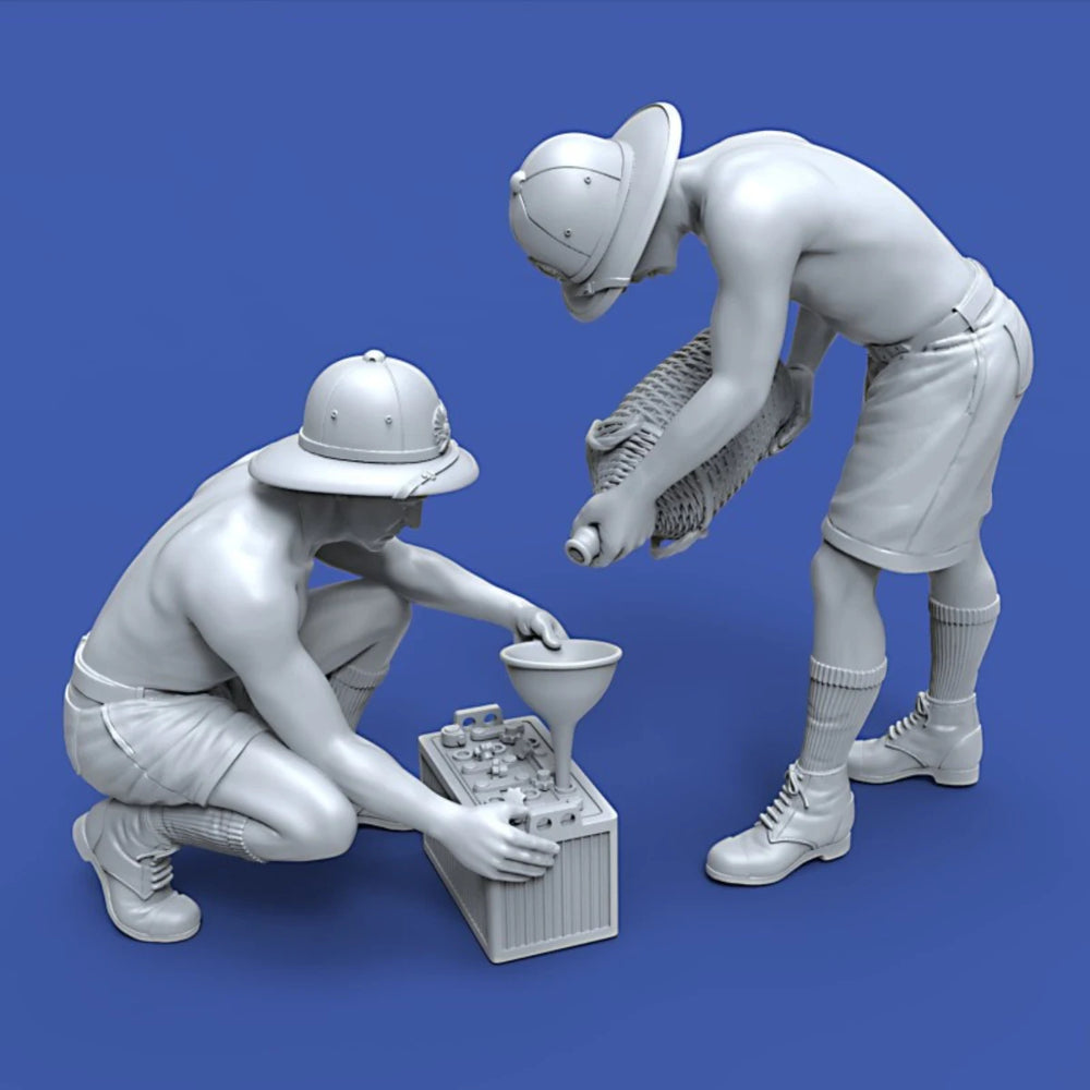 1/35 WWII Italian North Africa, 2 Figures, Resin Model Figure Kit, Unassembled and Unpainted