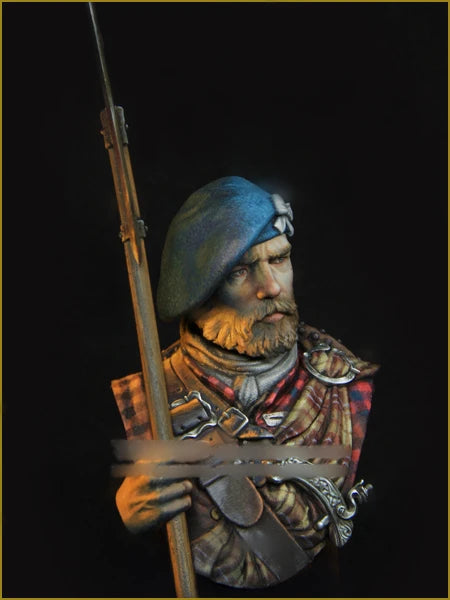 1/10 Medieval Warrior with Poleaxe, Resin Model Bust Kit, Unassembled and Unpainted