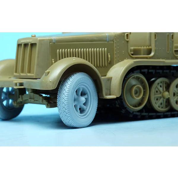 1/35 WWII German Sd.Kfz.7 Wheels, Resin Model Accessory Kit, Unpainted