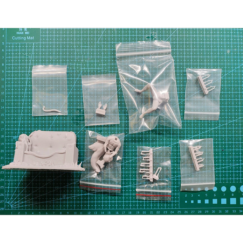 1/24 Dark Fantasy Demonic Throne, 4 Figures, Resin Model Diorama Kit, Fantasy Theme, Unassembled and Unpainted