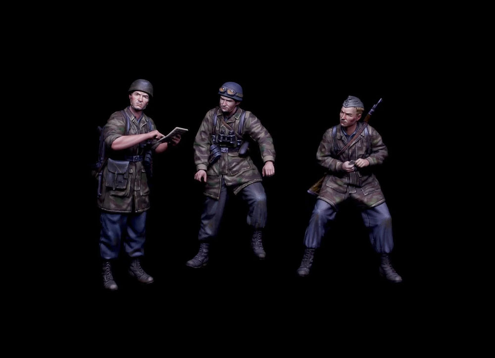 1/35 WWII German Assault Squad with MG Gunner, 11 Figures, Resin Model Figure Kit, Unassembled and Unpainted