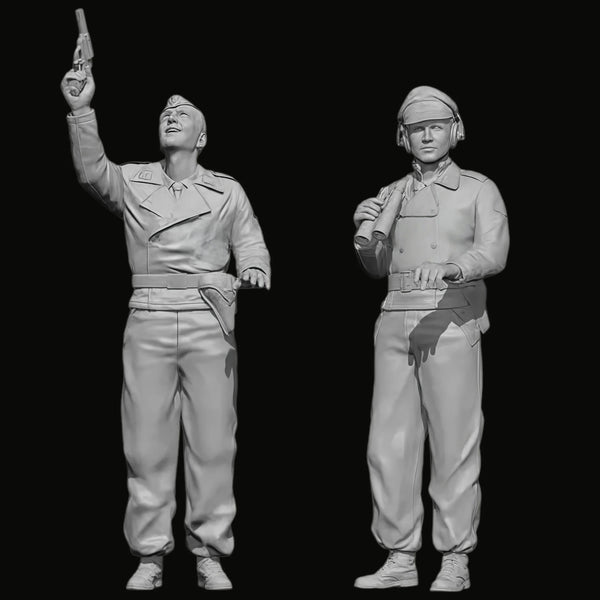 1/16 WWII Soviet Tank Crew, 2 Figures, Resin Model Figure Kit, Unassembled and Unpainted