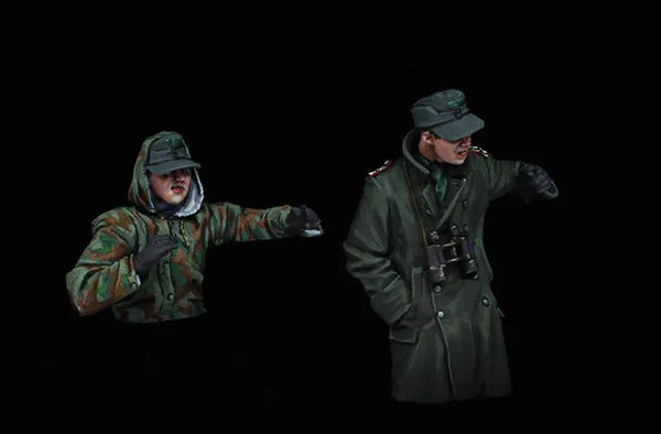 1/35 WWII German Winter Combat Infantry, 5 Figures, Resin Model Figure Kit, Unassembled and Unpainted