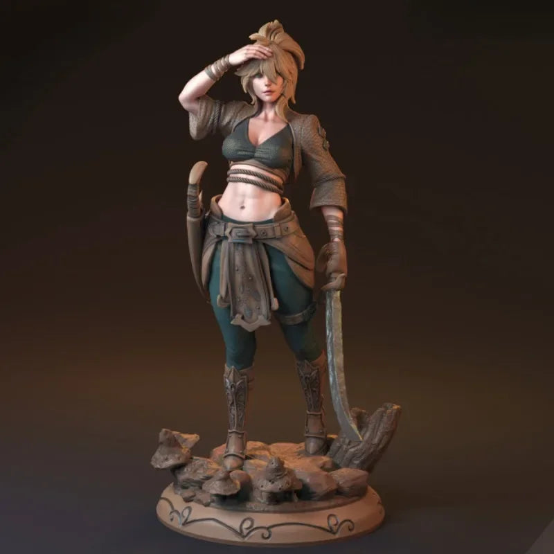 1/24 Hooded Shieldmaiden with Sword, Resin Model Figure Kit, Fantasy Theme, Unassembled and Unpainted