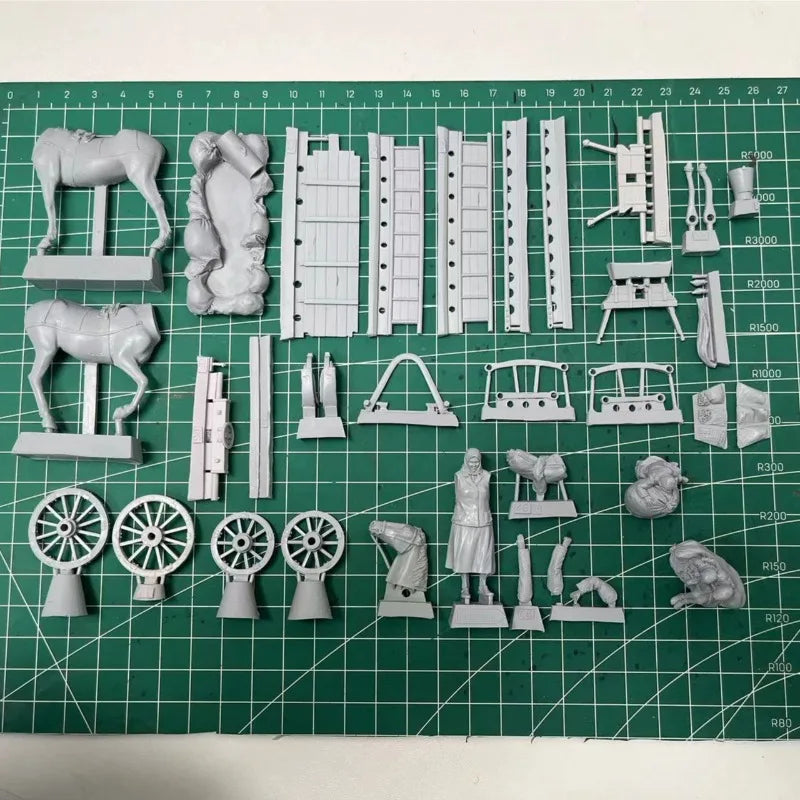 1/35 WWII Russian Refugees, 6 Figures, Resin Model Diorama Kit, Unassembled and Unpainted