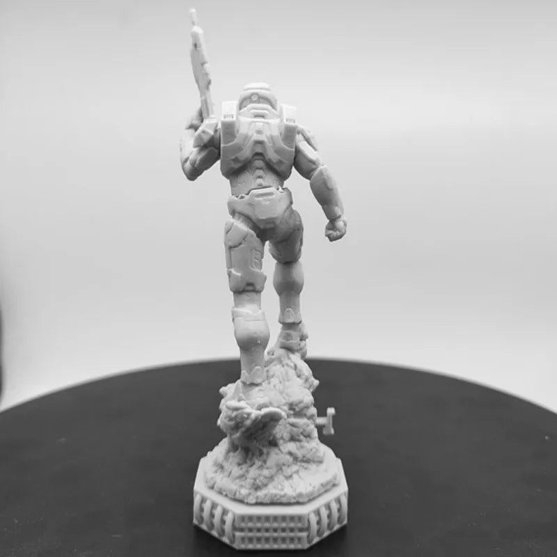 1/24 Power Armor Soldier with Rifle, Resin Model Figure Kit, Sci-Fi Theme, Unassembled and Unpainted