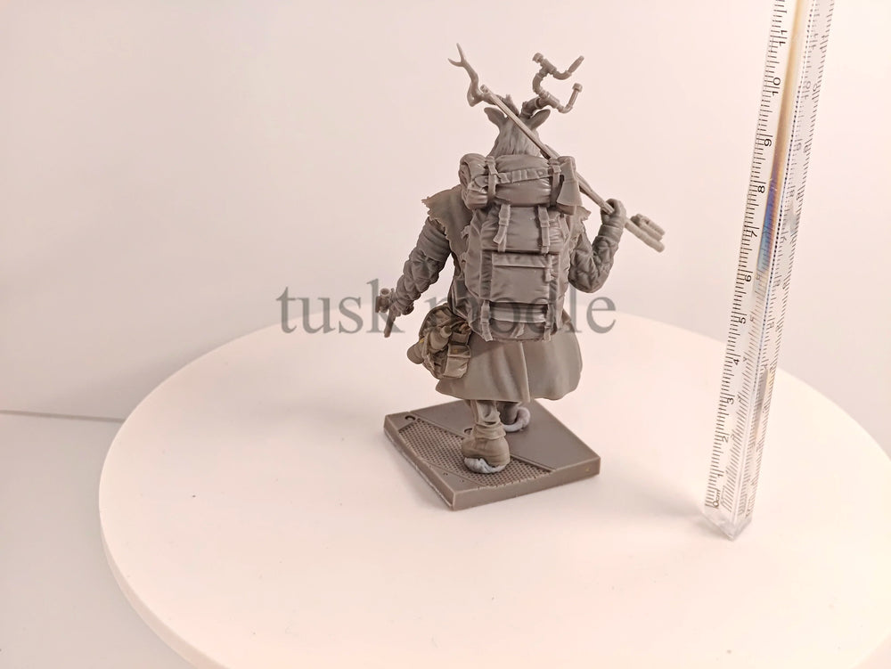 1/24 Stag Knight Warrior, Resin Model Figure Kit, Fantasy Theme, Unassembled and Unpainted